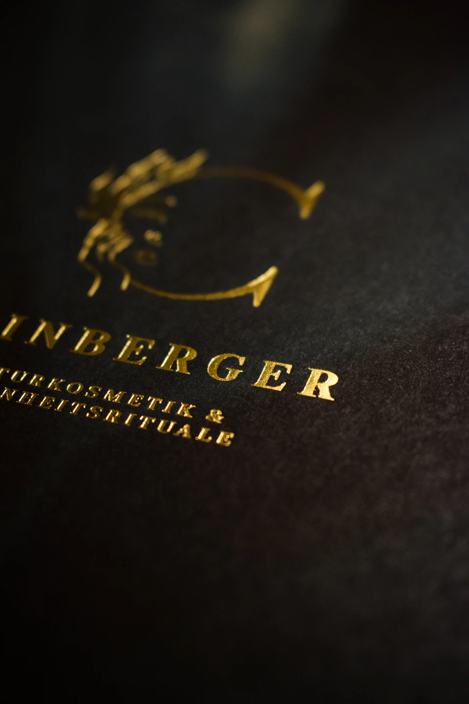 Visitenkarten Weinberger – Naturkosmetik & Schönheitsrituale Close up